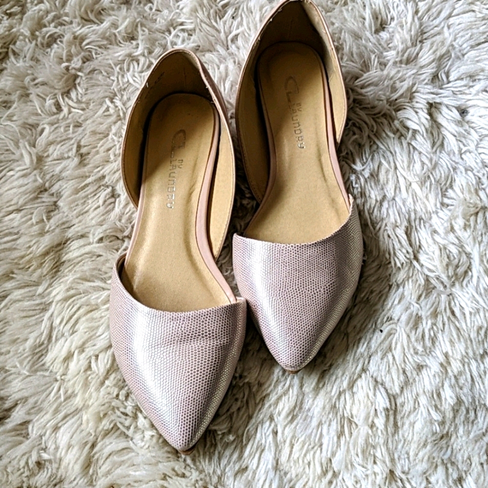 Chinese Laundry flats